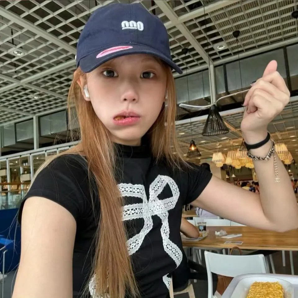 榆木湖边的房子